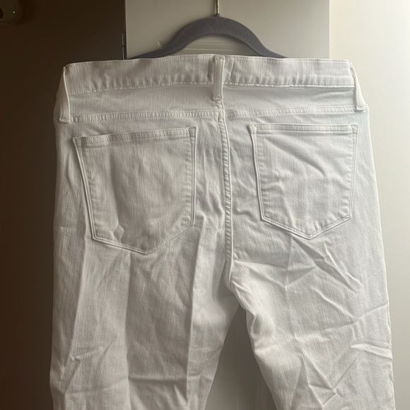 White Mid-rise Skinny Jeans - Picture 4 of 5